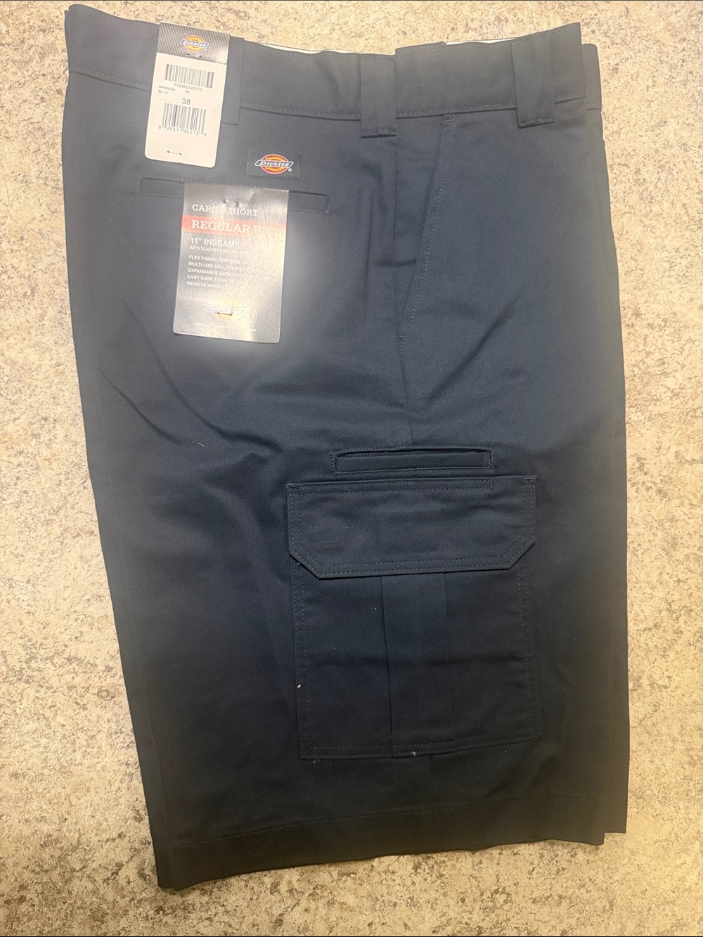 Dickies Men’s Black Cargo Shorts with Side Utility Pocket